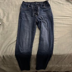 blue skinny jeans